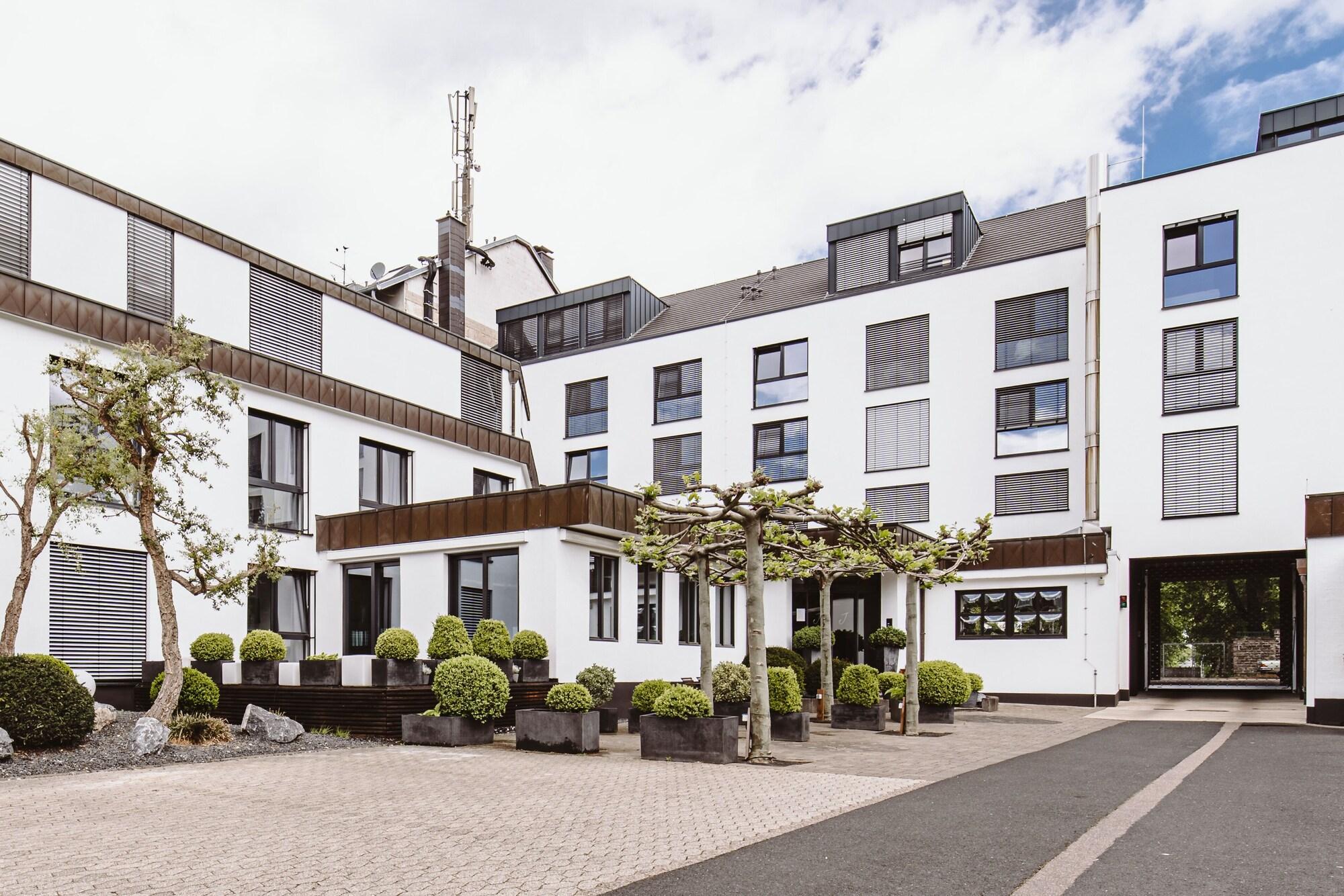 &Repeat Koeln Airport Hotel Ngoại thất bức ảnh
